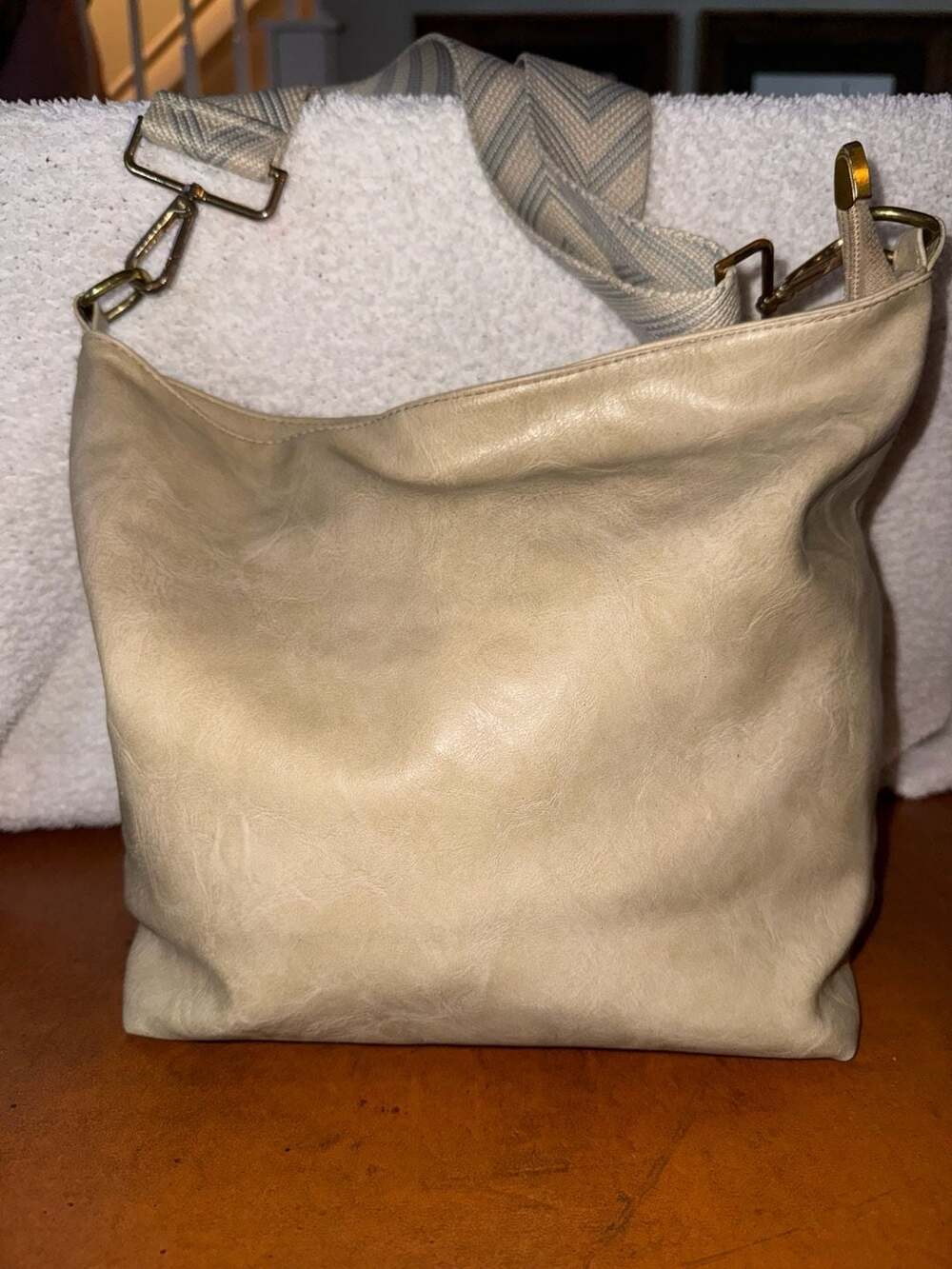 MultiSac Shoulder Bag Tan Faux Leather Chevron Strap